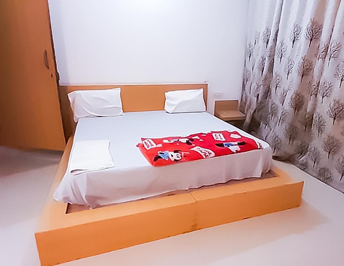 Roomshala 110 Hotel Mulaqaat - Shiv Nadar University Dadri المظهر الخارجي الصورة